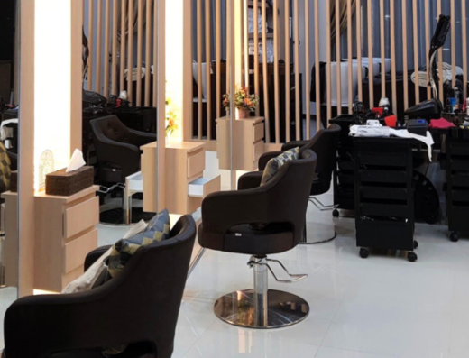 The House Salon at Ari